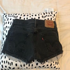 Levi jean shorts!!!!